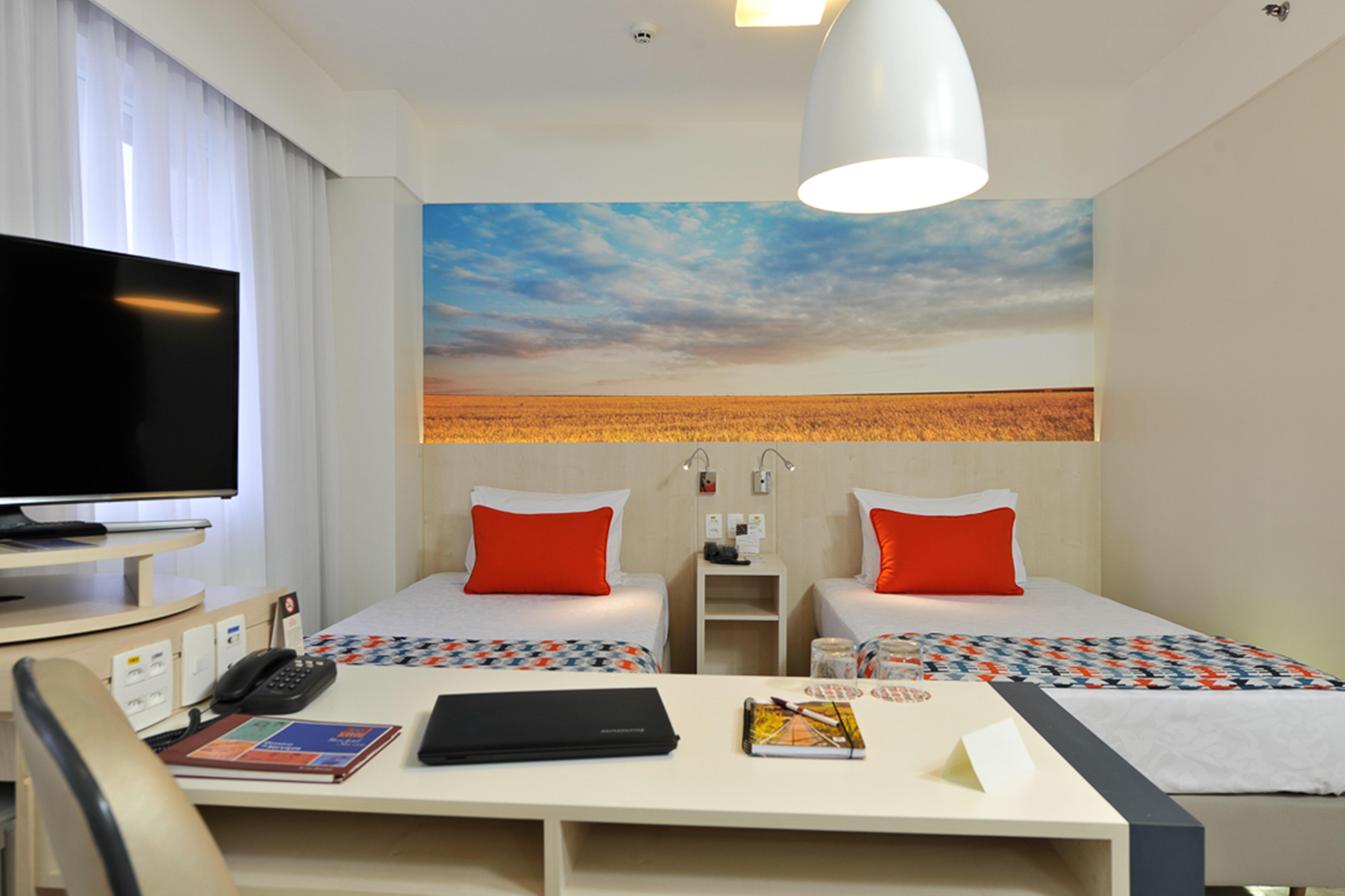 Comfort Suites Alphaville Barueri Exteriör bild
